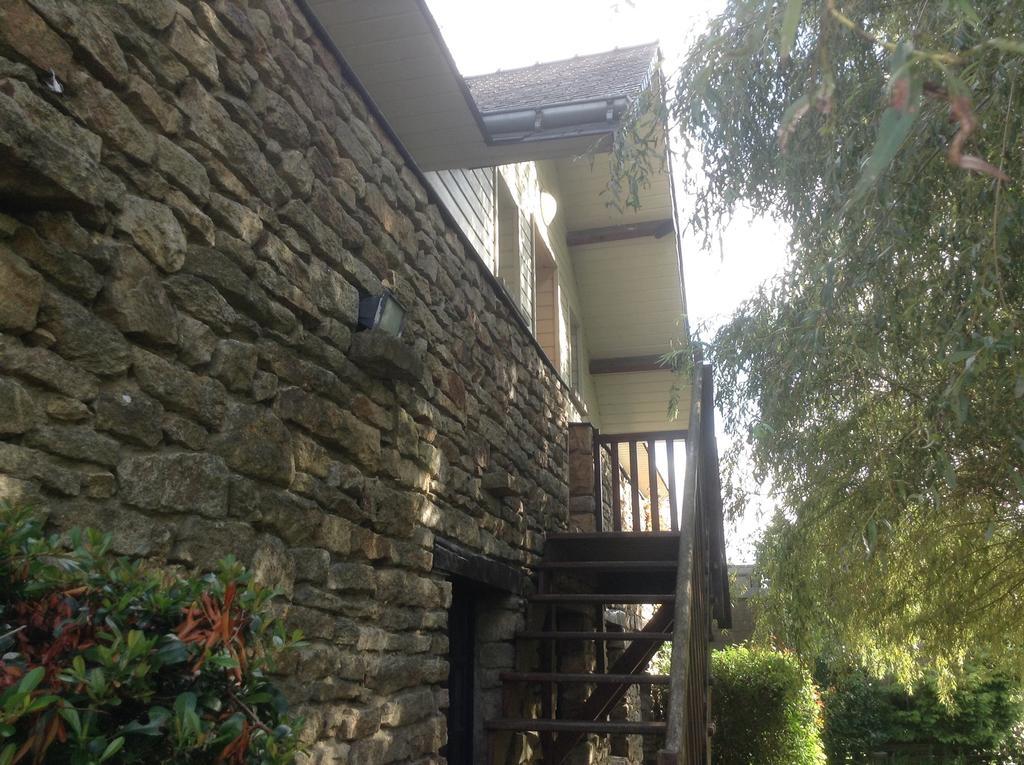 Bed and Breakfast Le Guilloux Saint-Ave Экстерьер фото
