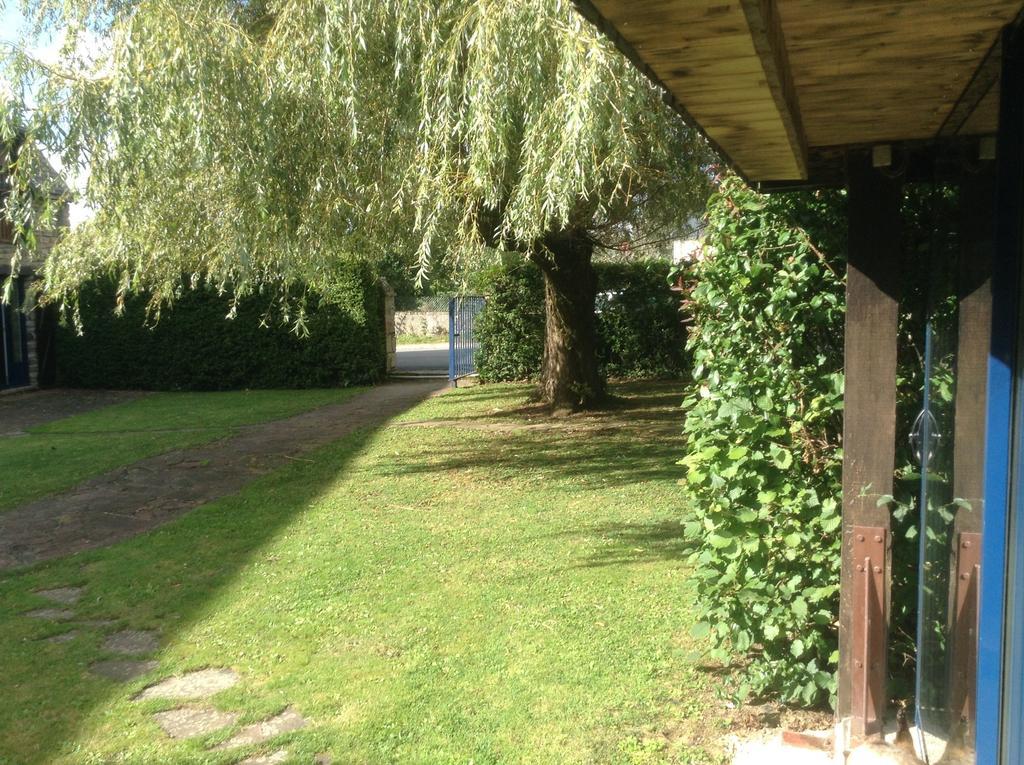 Bed and Breakfast Le Guilloux Saint-Ave Экстерьер фото